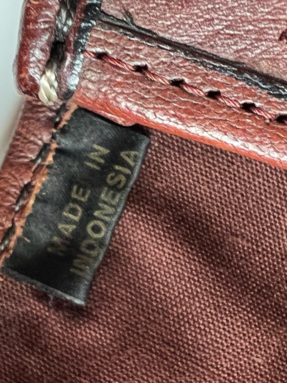 Vintage Tan Woven Crossbody with Brown Leather Trim - Picture 6 of 14